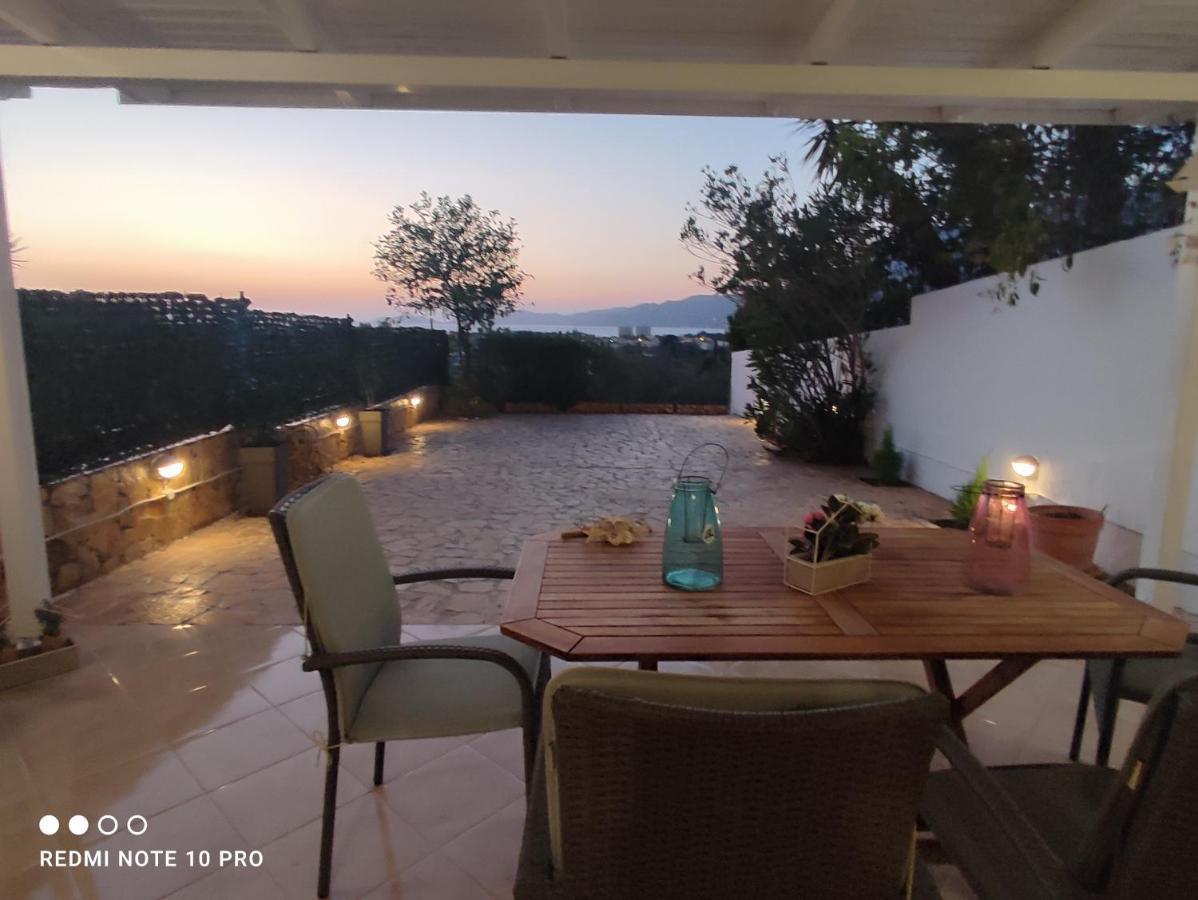 Andrew'S Sunset View Apartment Loutráki Exteriör bild