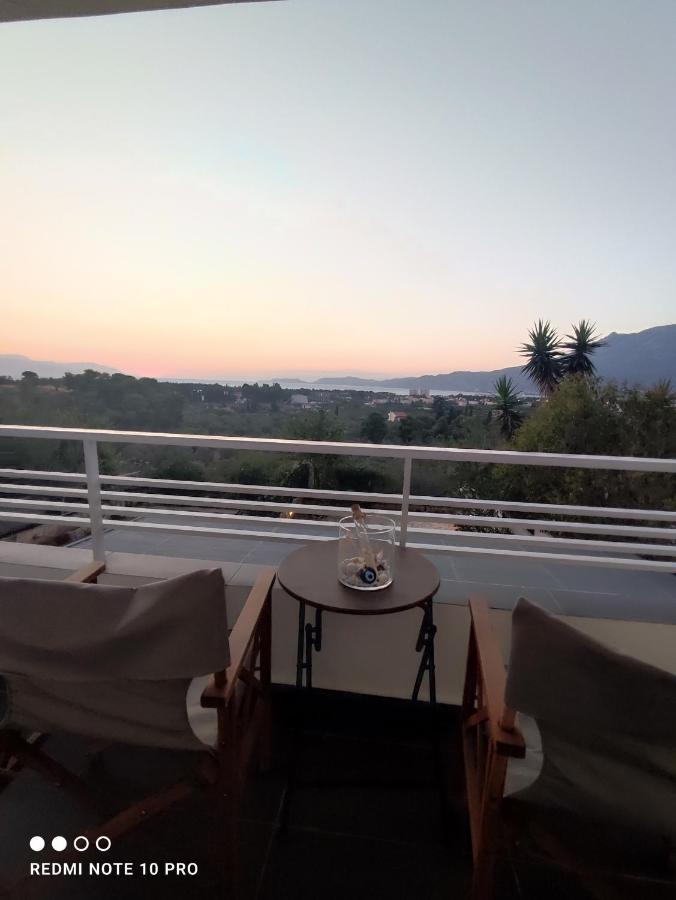Andrew'S Sunset View Apartment Loutráki Exteriör bild